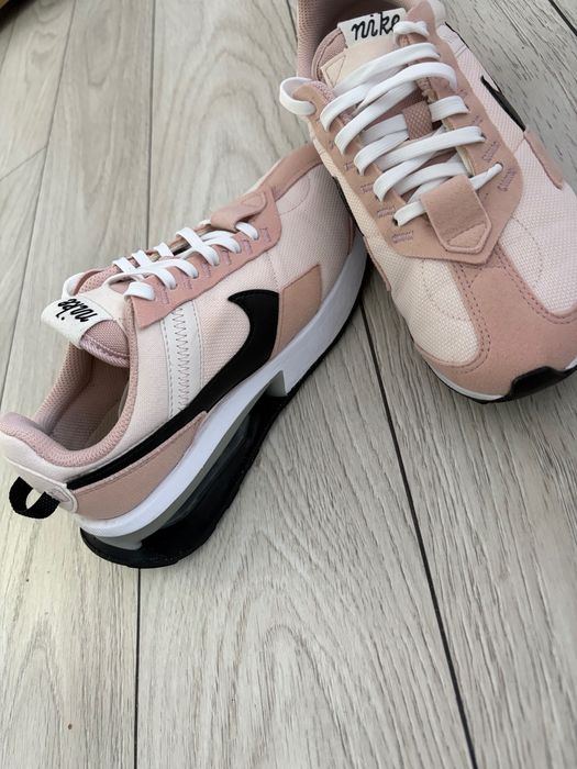 Дамски Маратонки Nike Air Max Pre-Day