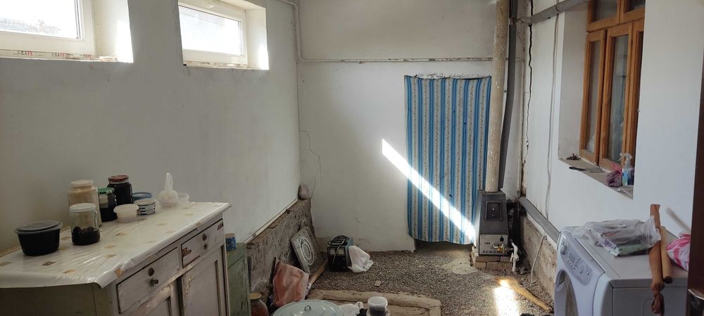 Ховли уй сотилади