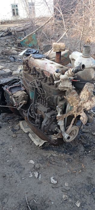 Yumizi traktor zapchaslari.