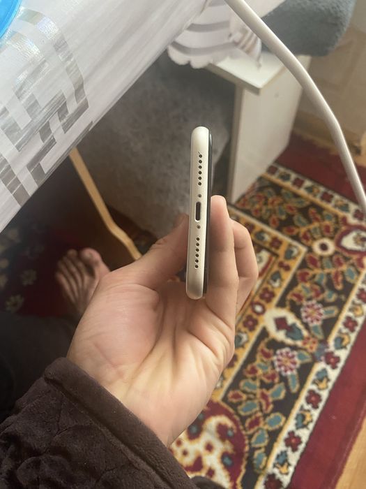 Айфон 11 каробкасымен