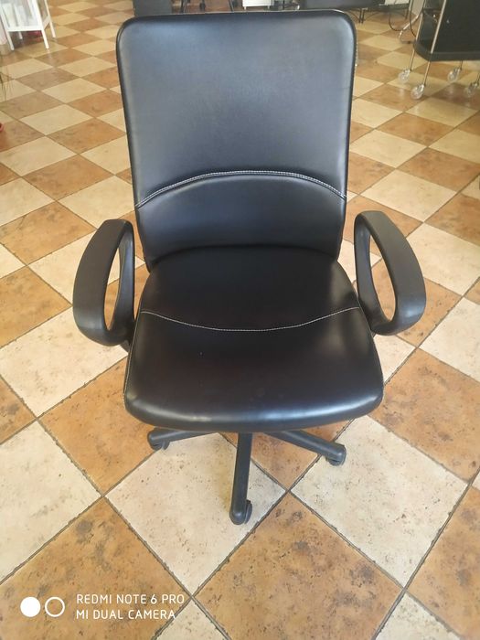 Офис стол с хидравлика