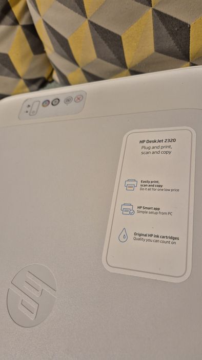 Imprimantă HP DeskJet 2320, print scan copy, stare bună