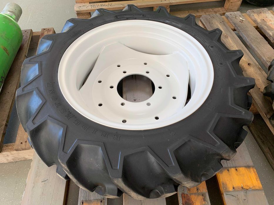 Roti noi tractor ISEKI Kubota etc. inclusiv Jante Originale