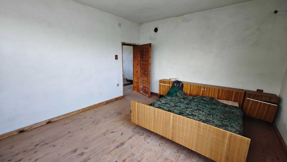 Продава се Къща в с. Соволяно, Област Кюстендил - 100 кв.м за 1020 €/кв.м - Снимка #14