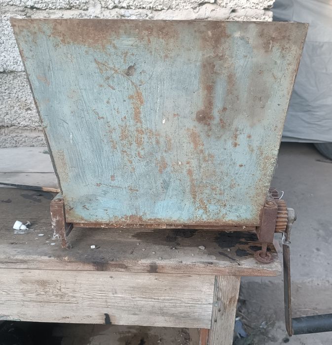 Пресс и дробилка