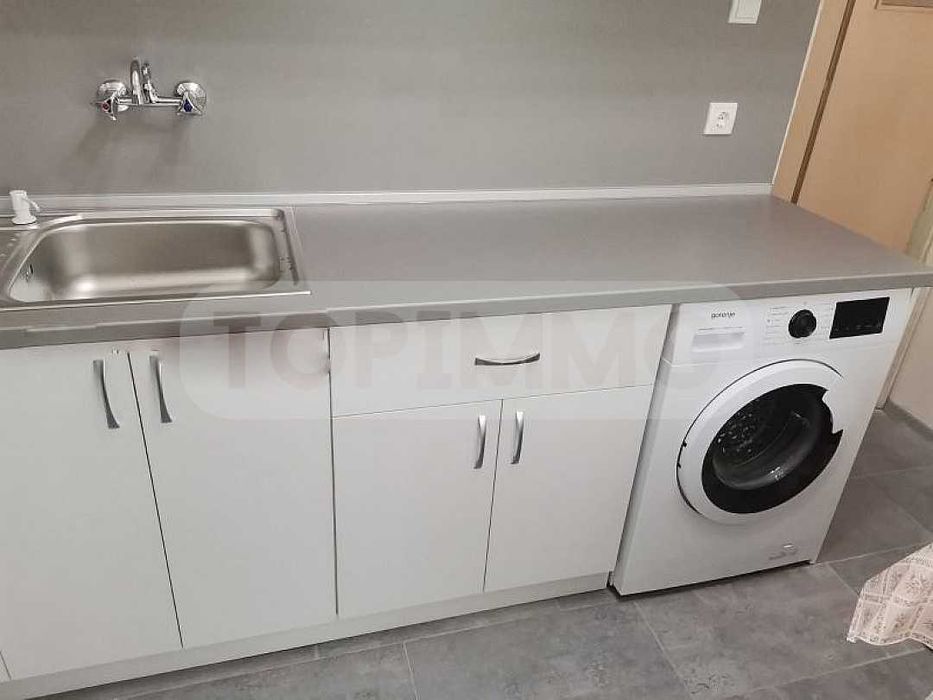 Дава се под наем Тристаен апартамент в Варна, Левски - 75 кв.м за 408 € - Снимка #1