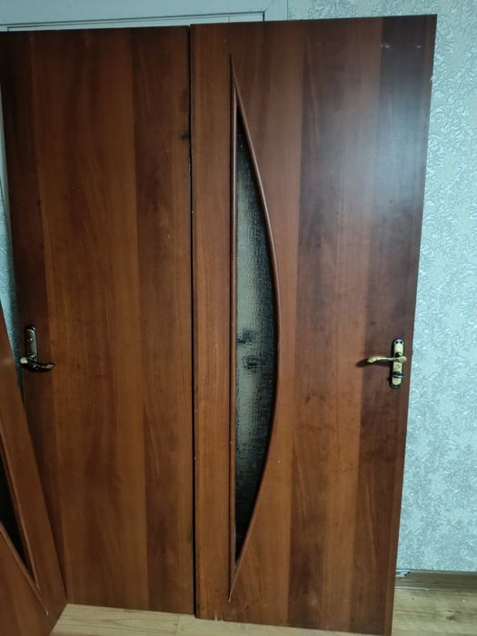 Двери.            .