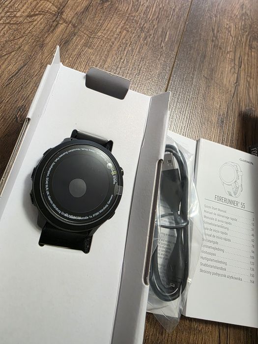 Смарт часовник garmin 55