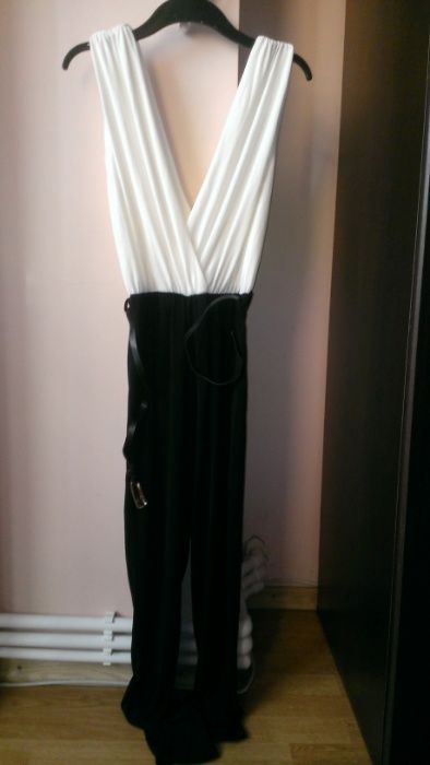 salopeta noua cu eticheta