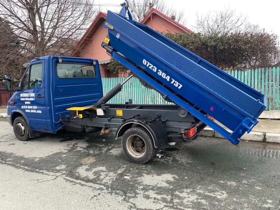 Transport moluz , moloz , nisip , pietris