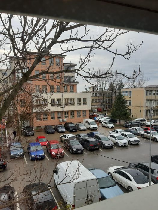 Apartament cu 2 camere de închiriat