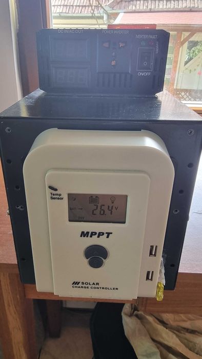 Baterie 24V - 220V 3.3kw + invertor 5 kw si mppt + panou solar