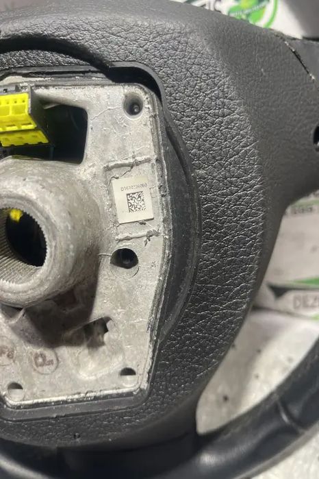 Volan cu comenzi si airbag BMW Seria 5 2011 520d MT (184 hp)