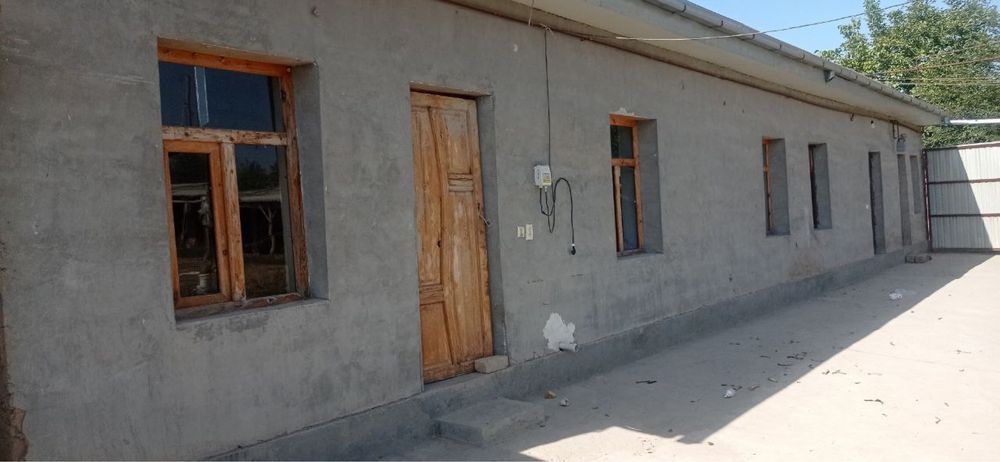 Yangiyulda uchastka sotiladi