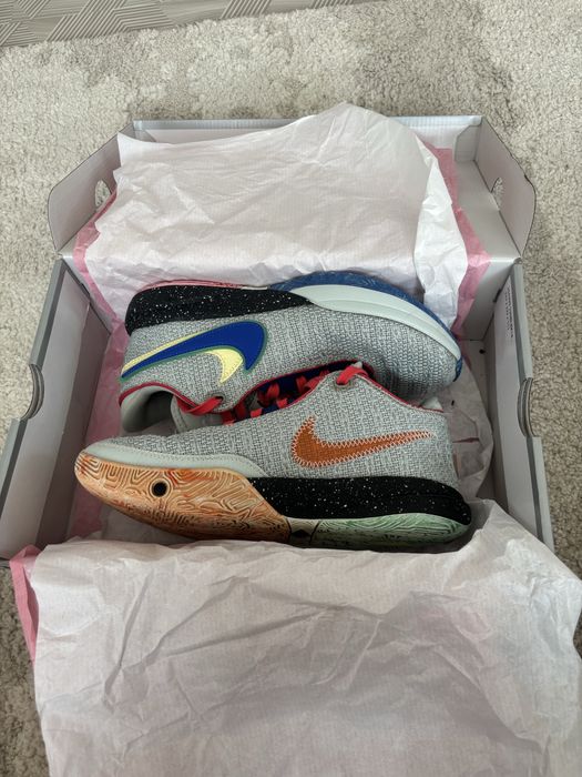 Обувки-Lebron20.Размер-39.