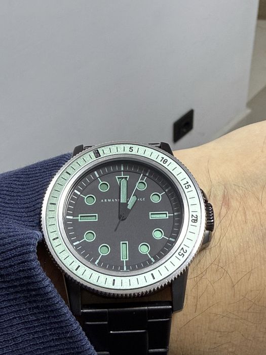 Продам часы Armani оригинальные