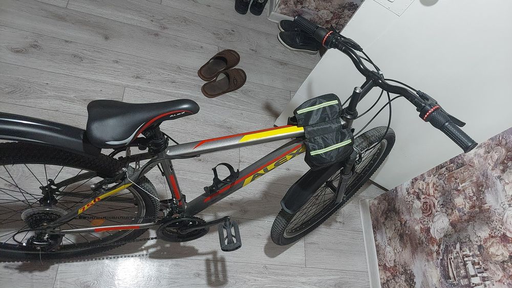 Alex 750 велосипед