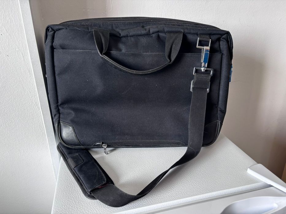 Продаётся сумка Samsonite