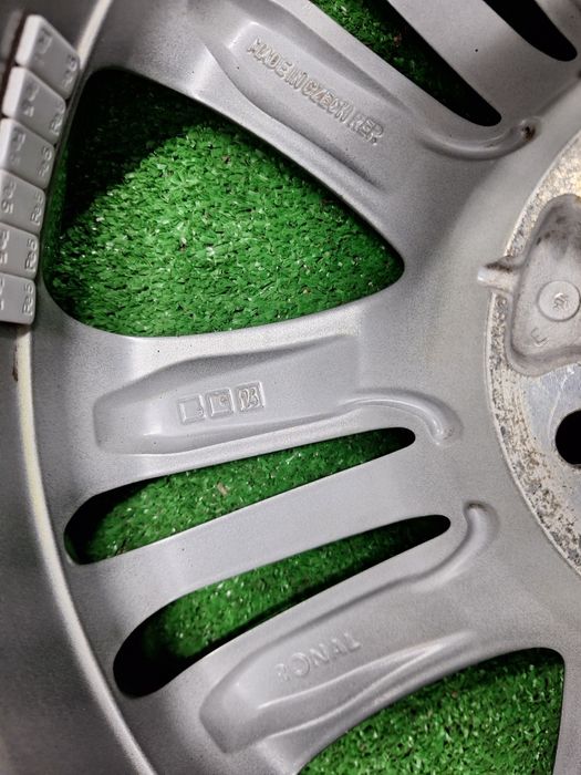 Хюндай-17цола-5/114,3-с ДАТЧИЦИ-оригиналин