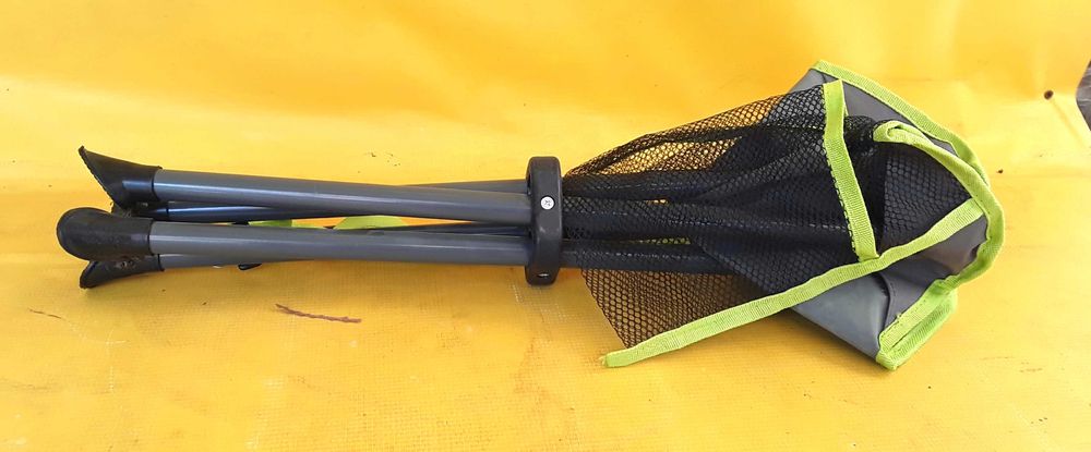 Scaune pliabile cu 4 picioare pentru Camping, Pescuit NOI - 40 Lei