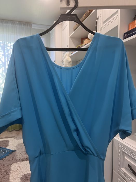 Продам женское платье