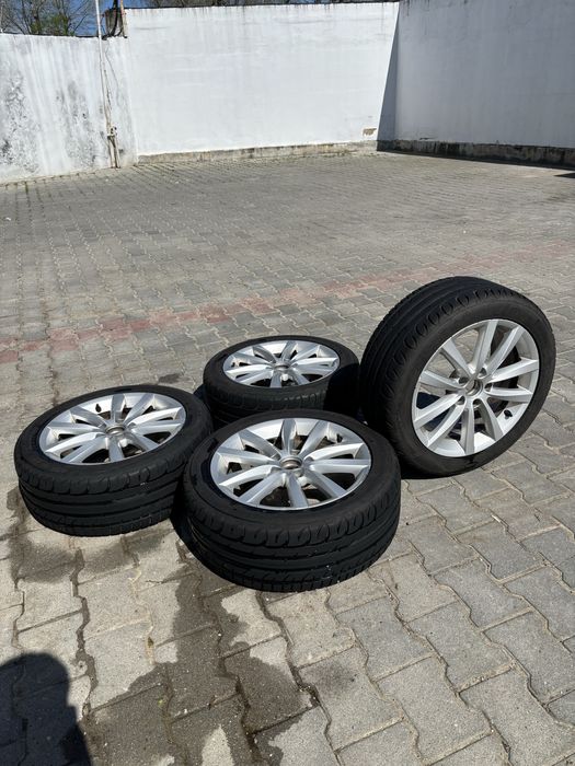 Vând set cauciucuri de vară Taurus 235/45 ZR17 97Y