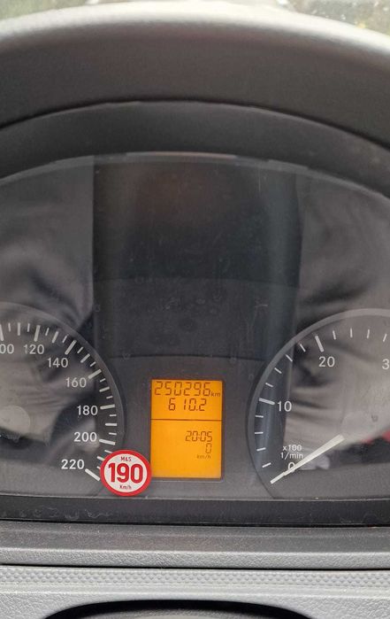 Mercedes-Benz vito 6 locuri 2010 stare foarte bună