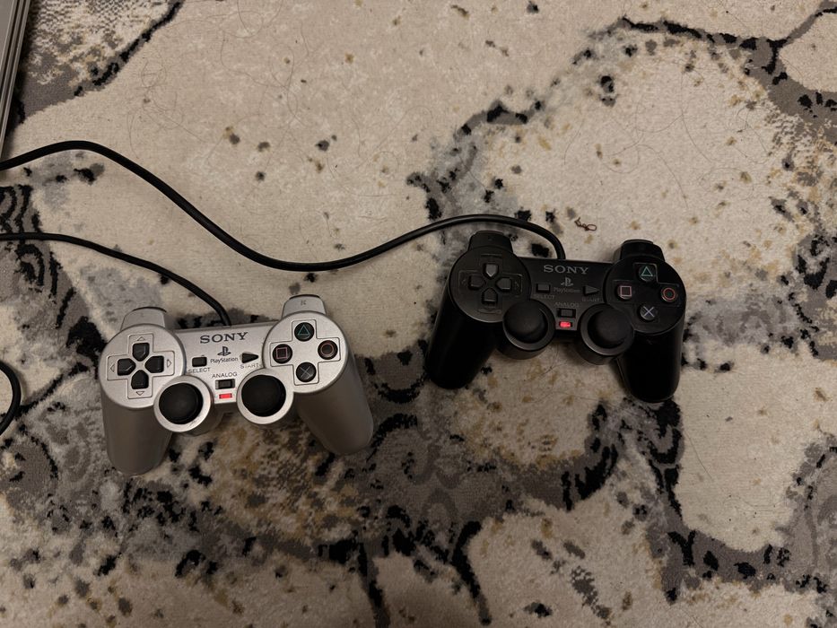 Sony Playstation 2 Slim / PS2 Slim серебристый