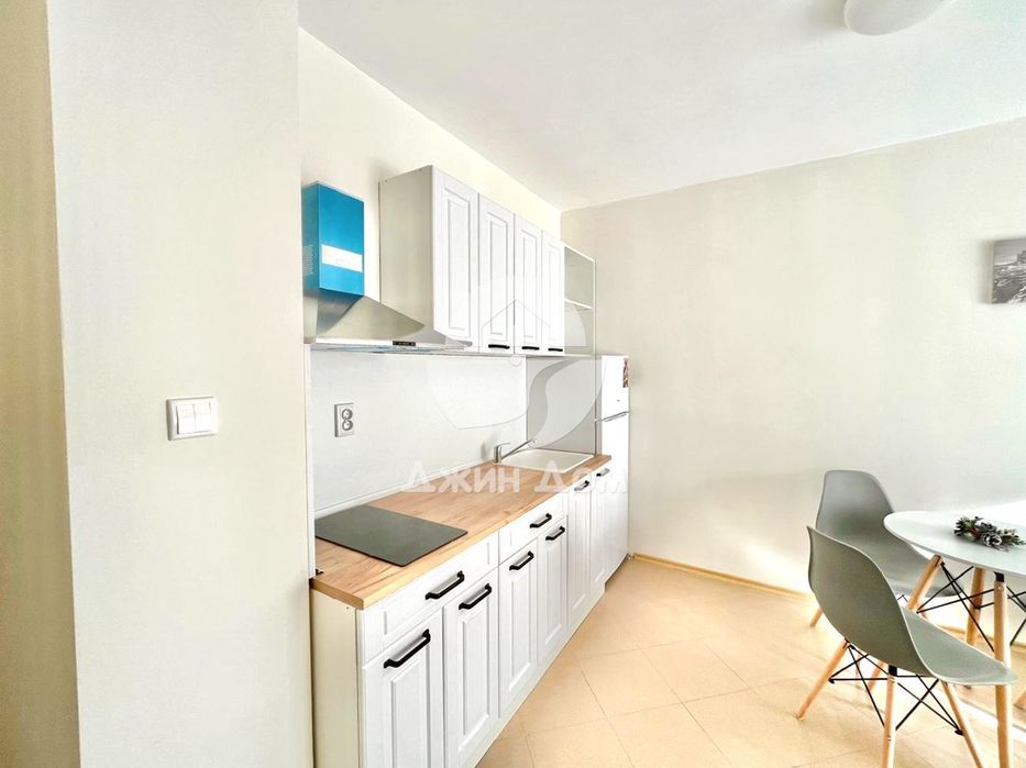 Продава се Двустаен апартамент в к.к. Слънчев бряг - 57 кв.м за 1106 €/кв.м - Снимка #3