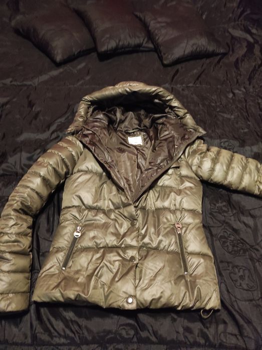 Дамско зимно яке Clockhouse