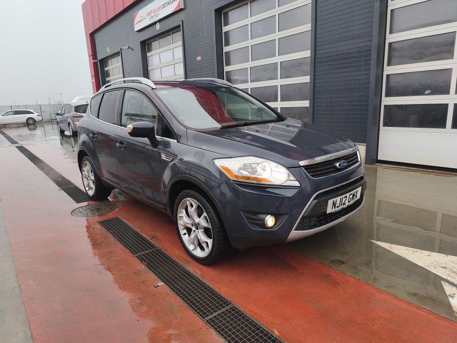 Ford Kuga Titanium AWD 4x4 Euro 5 MOT 10/26