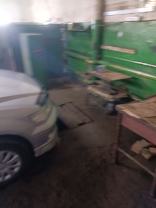 Бокс с ямой   6 мкр