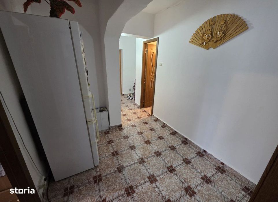 Apartament  3 camere Dacia , 70 metri, etaj 3 Cod:162952
