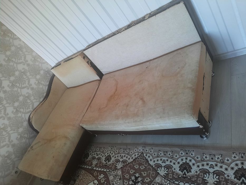 Отдам диван бесплатно