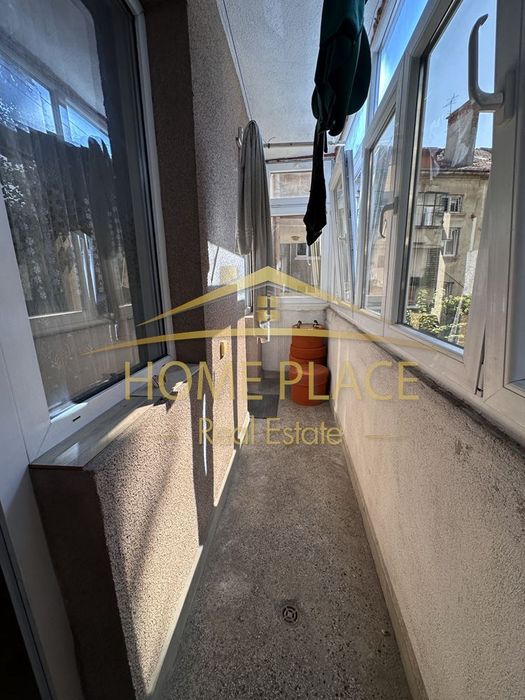 ТРИСТАЕН апартамент под наем - Център