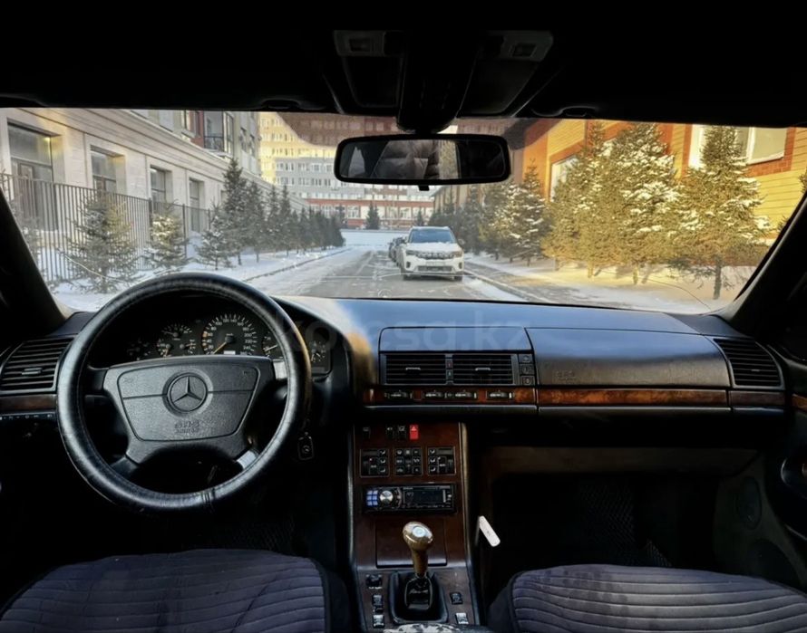 Mercedes w140 3.2 автомобиль