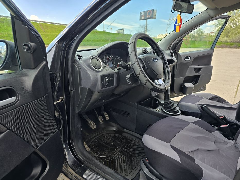 Ford Fiesta- bine întreținută
