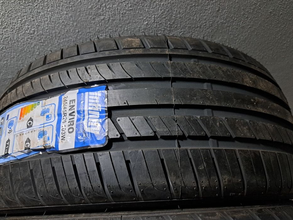 2 anvelope 245/45 R20 Infinity Noi