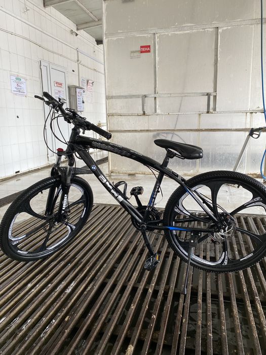 Продам новый Велосипед BMW