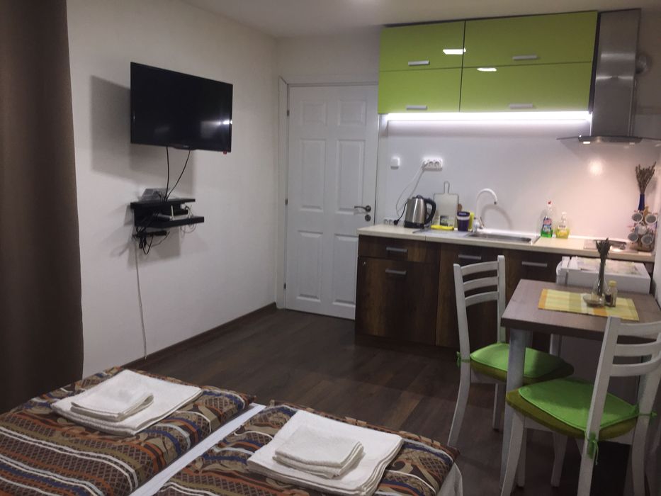 Студио Орхидея до Морската градина МУ и ВВМУ