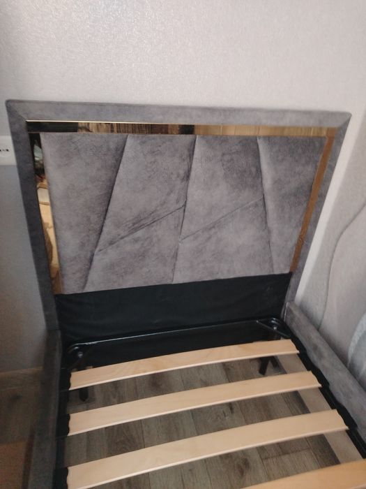 Продам кровать 90х200