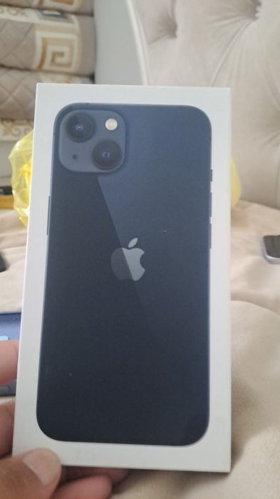 iPhone 13 iPhone 14
