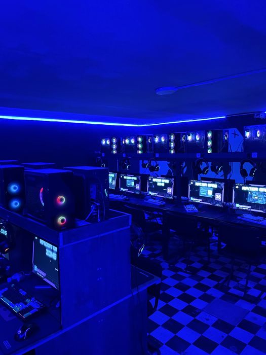 Tayyor Gameclub Biznes 40ta kompyuter