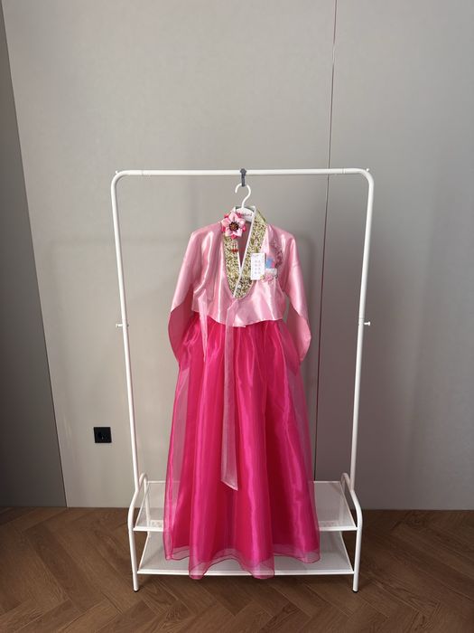 Прокат корейских платьев