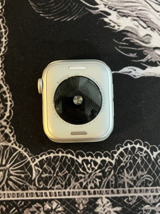 Часы Apple watch SE gen2