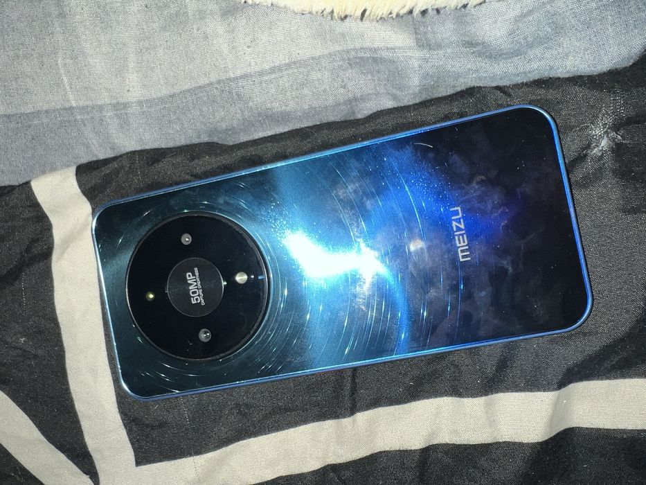 мейзи mblu 22 pro обмен на айфон 8-11