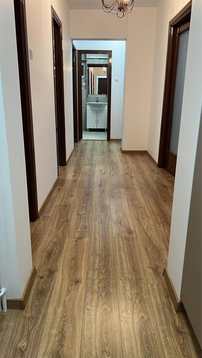 Inchiriez apartament 3 camere