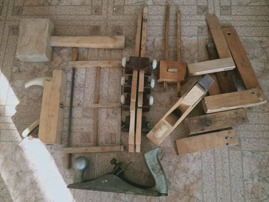 Инструменты плотника/столяра  СССР  и  другое.