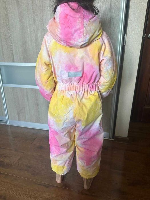 Комбинезон для девочки зимний 104см, продаю