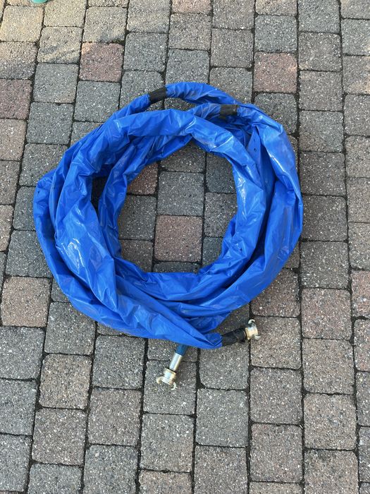 IC 110E Струйната обработка със сух лед